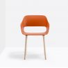 Lot de 4 fauteuils Babila 2755, Pedrali couleur orange et pieds en bois certifié FSC