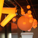 Lampe Globo Hanging Out, Slide Design blanc Diamètre 30 cm