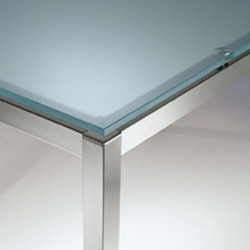 Kuadro table carrée, Pedrali, plateau en verre dépoli, 90x90cm