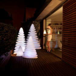 Sapin lumineux LED RGB Chrismy, Vondom blanc Hauteur 150 cm